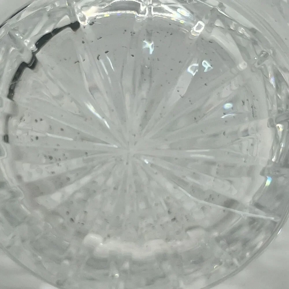 CRYSTAL CLEAR INDUSTRIES CUT 24% LEAD CRYSTAL VASE 8